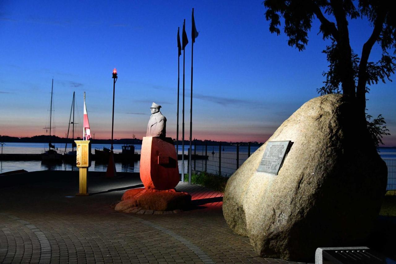 Ahoy Puck Apartament Przy Plazy Z Widokiem Na Morze Екстериор снимка